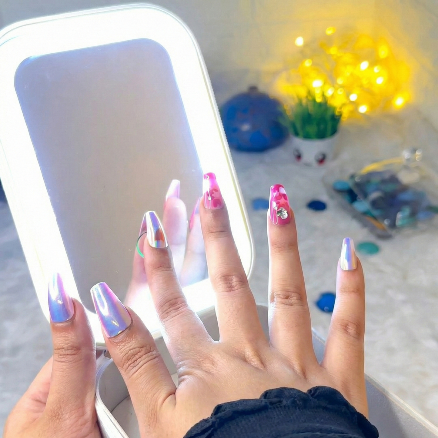 LuxeGlow™ : Premium Makeup Box with LED Mirror