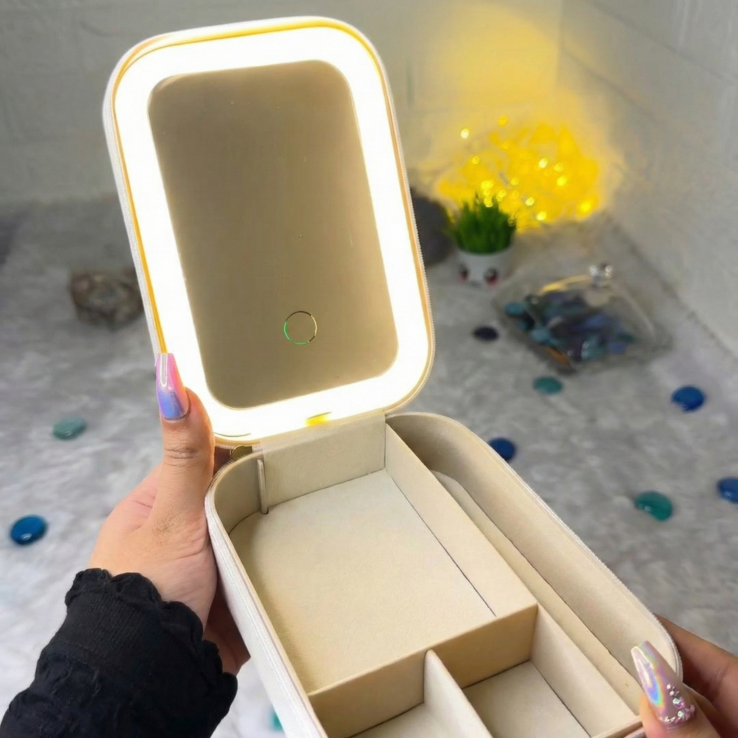 LuxeGlow™ : Premium Makeup Box with LED Mirror